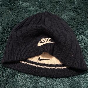Reversible Nike Black and White Knit Beanie
